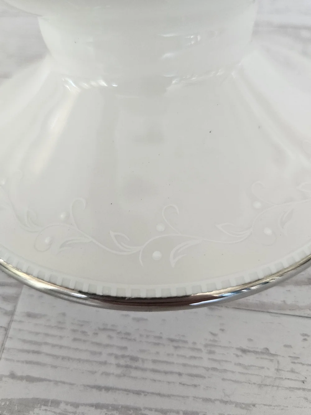 Lenox Opal Innocence Large Vase - Wedding Promises Platinum Trim 11”